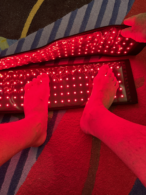 Red Light Therapy on the Feet Help Reduce Inflammation